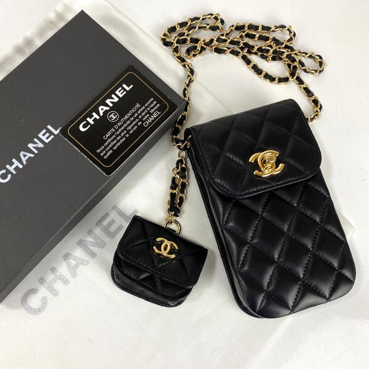 CHANEL CLASSİC PHONE AND AİRPODS CASE 